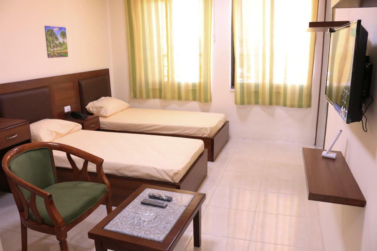 Badan Suites Safut Экстерьер фото